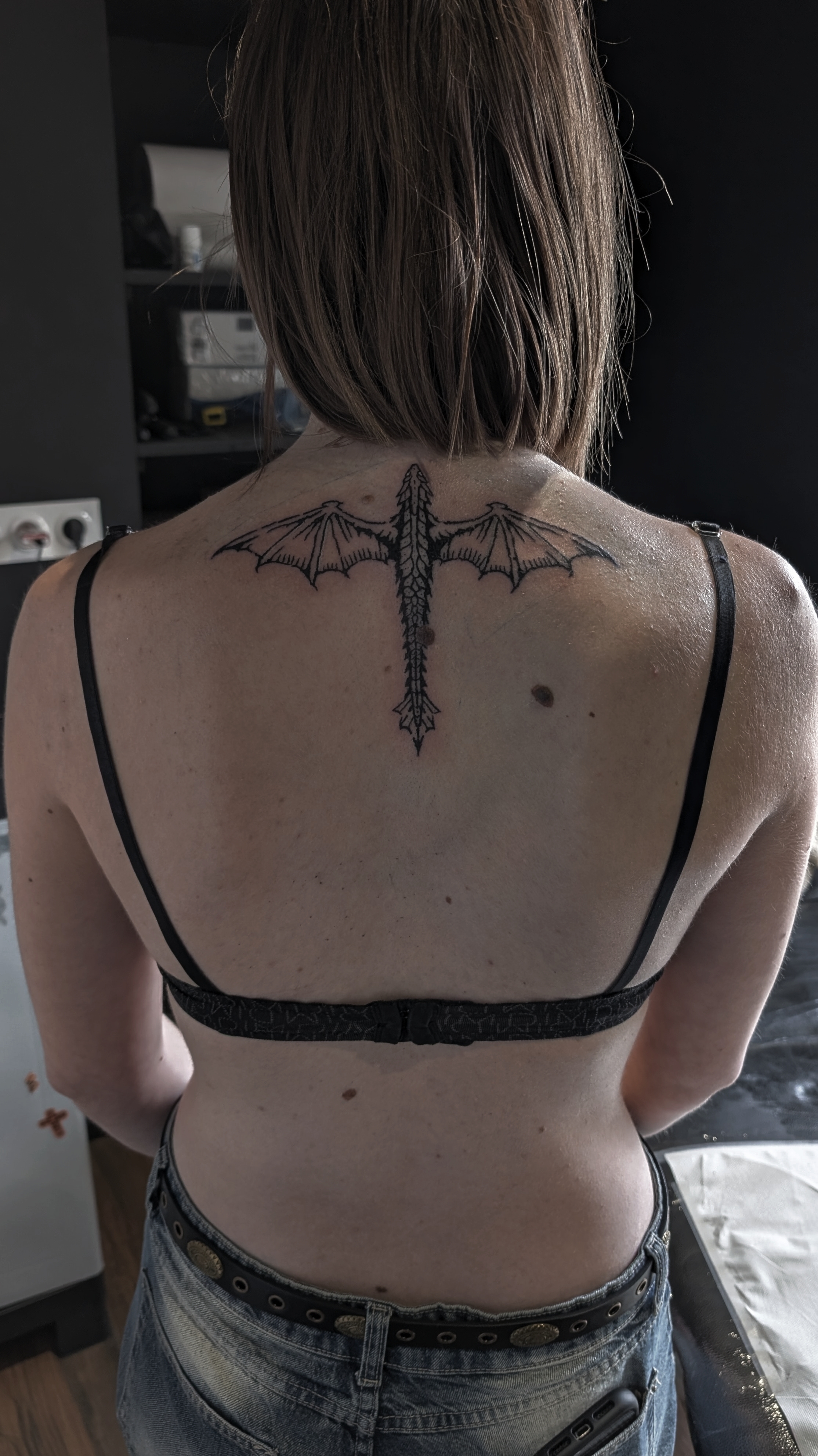 Tatouage full black ou ornemental par Karl Combas à Épinal - Réalisation 3